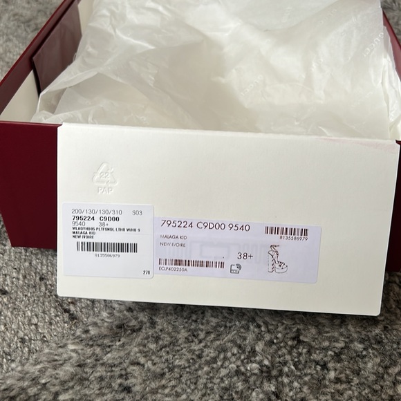 Gucci Platform Horsebit Heel - Picture 10 of 11